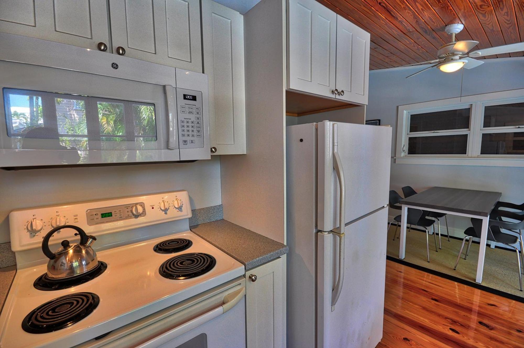 Petes Cottages Key West Exterior photo